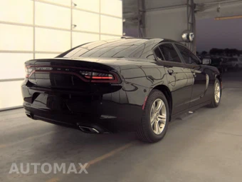 2017 Dodge Charger SE – miniatura 4