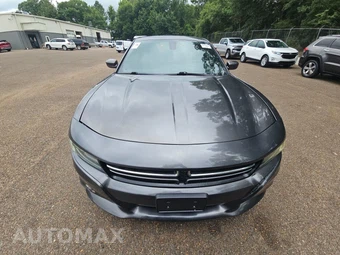 2017 Dodge Charger SE – miniatura 2