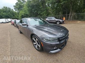 2017 Dodge Charger SE – miniatura 3