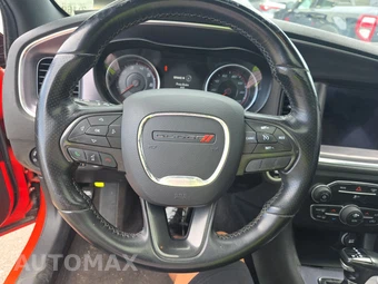 2017 Dodge Charger SXT – miniatura 10