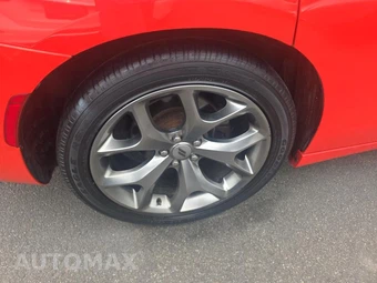 2017 Dodge Charger SXT – miniatura 10