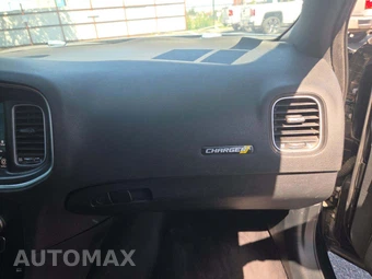 2017 Dodge Charger SXT - miniatura 16