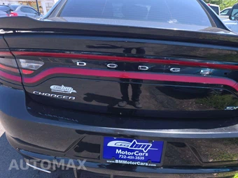 2017 Dodge Charger SXT – miniatura 29