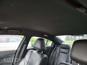 2017 Dodge Charger SXT - miniatura 11