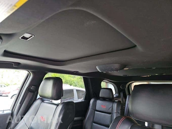 2017 Dodge Durango R/T - miniatura 11