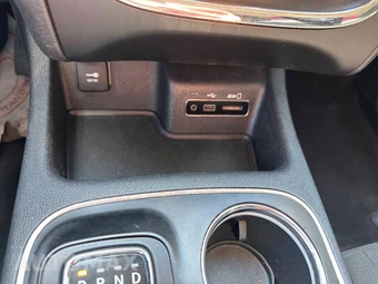2017 Dodge Durango SXT - miniatura 17