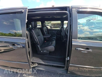 2017 Dodge Grand Caravan GT 121.2" WB - miniatura 17
