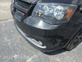 2017 Dodge Grand Caravan GT 121.2" WB - miniatura 24