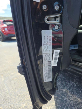 2017 Dodge Grand Caravan GT 121.2" WB - miniatura 5