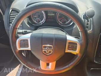 2017 Dodge Grand Caravan GT 121.2" WB - miniatura 10
