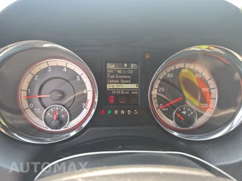 2017 Dodge Grand Caravan GT 121.2" WB - miniatura 12