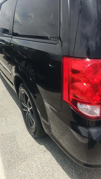 2017 Dodge Grand Caravan GT 121.2" WB - miniatura 22