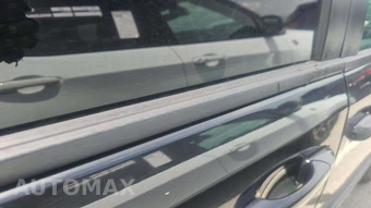 2017 Dodge Grand Caravan GT 121.2" WB - miniatura 28