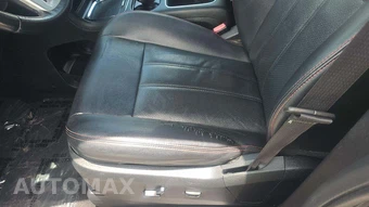 2017 Dodge Grand Caravan GT 121.2" WB - miniatura 32