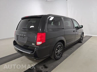 2017 Dodge Grand Caravan GT 121.2" WB - miniatura 4