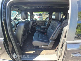 2017 Dodge Grand Caravan GT 121.2" WB - miniatura 13