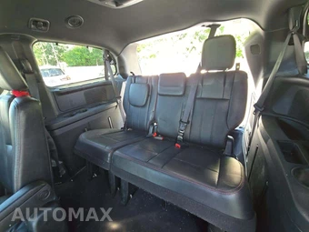 2017 Dodge Grand Caravan GT 121.2" WB - miniatura 14