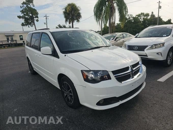 2017 Dodge Grand Caravan GT 121.2" WB - miniatura 3
