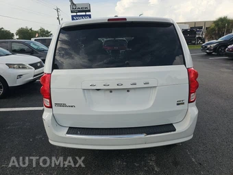 2017 Dodge Grand Caravan GT 121.2" WB - miniatura 5