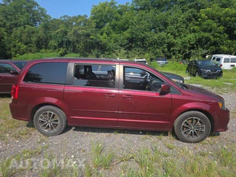 2017 Dodge Grand Caravan GT 121.2" WB - miniatura 4