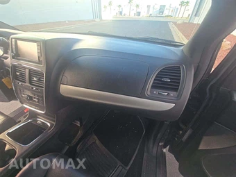 2017 Dodge Grand Caravan GT 121.2" WB - miniatura 17