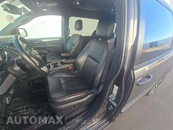 2017 Dodge Grand Caravan GT 121.2" WB - miniatura 3