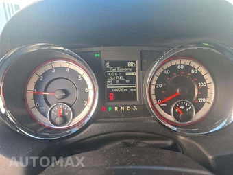 2017 Dodge Grand Caravan GT 121.2" WB - miniatura 6