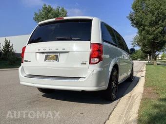 2017 Dodge Grand Caravan GT 121.2" WB - miniatura 13