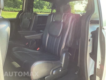2017 Dodge Grand Caravan GT 121.2" WB - miniatura 19