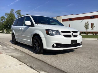 2017 Dodge Grand Caravan GT 121.2" WB - miniatura 9