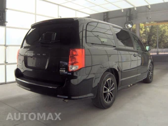2017 Dodge Grand Caravan GT 121.2" WB - miniatura 4