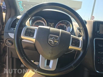 2017 Dodge Grand Caravan GT 121.2" WB - miniatura 10