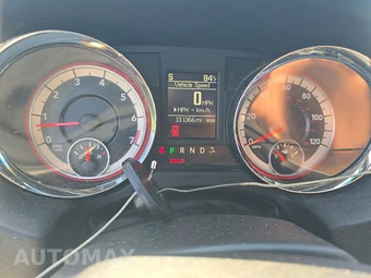 2017 Dodge Grand Caravan GT 121.2" WB - miniatura 12