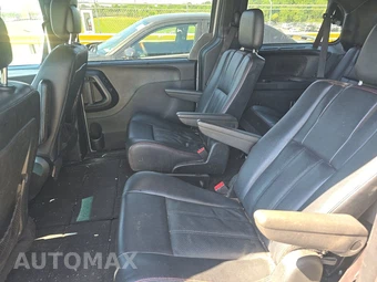 2017 Dodge Grand Caravan GT 121.2" WB - miniatura 13