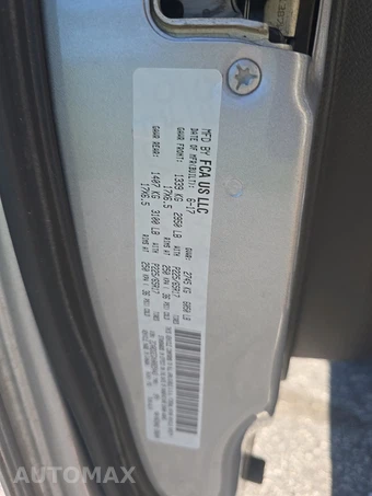 2017 Dodge Grand Caravan GT 121.2" WB - miniatura 15