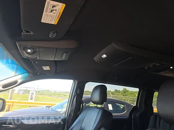 2017 Dodge Grand Caravan GT 121.2" WB - miniatura 18