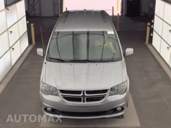 2017 Dodge Grand Caravan GT 121.2" WB - miniatura 2