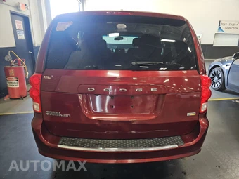 2017 Dodge Grand Caravan SE 121.2" WB - miniatura 5