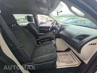 2017 Dodge Grand Caravan SE 121.2" WB - miniatura 19