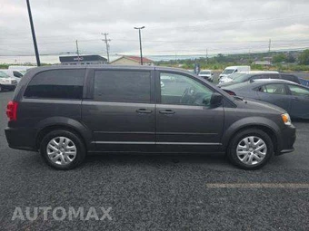 2017 Dodge Grand Caravan SE 121.2" WB - miniatura 4