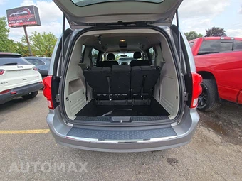 2017 Dodge Grand Caravan SE 121.2" WB - miniatura 15