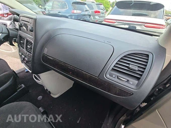 2017 Dodge Grand Caravan SE 121.2" WB - miniatura 20