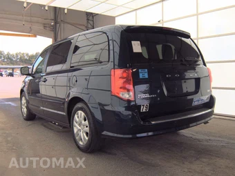 2017 Dodge Grand Caravan SE 121.2" WB - miniatura 6