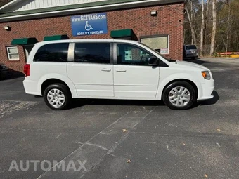 2017 Dodge Grand Caravan SE 121.2" WB - miniatura 16