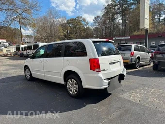 2017 Dodge Grand Caravan SE 121.2" WB - miniatura 6