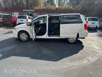 2017 Dodge Grand Caravan SE 121.2" WB - miniatura 8