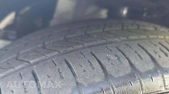 2017 Dodge Grand Caravan SE 121.2" WB - miniatura 39