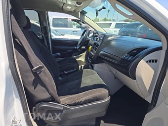 2017 Dodge Grand Caravan SE 121.2" WB - miniatura 8