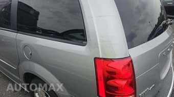 2017 Dodge Grand Caravan SE 121.2" WB - miniatura 22