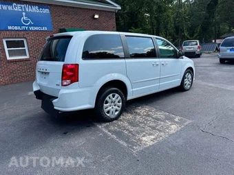 2017 Dodge Grand Caravan SE 121.2" WB - miniatura 15